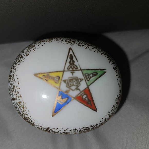 Vintage Eastern Star Footed Mini Trinket Box ~ Made in Japan ~ 1.5" X 2" - Picture 4 of 6